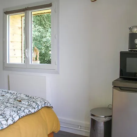 1 Bedroom Stunning In بيت للعطل